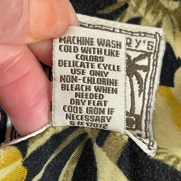 Steve & Barry's Mens Large Classic Black Floral Hawiian Short Sleeve Shirt - Picture 6 of 7